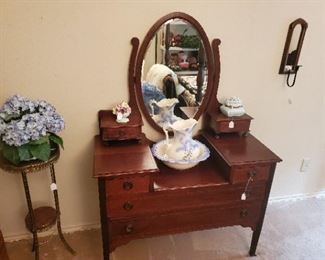 antique vanity 
