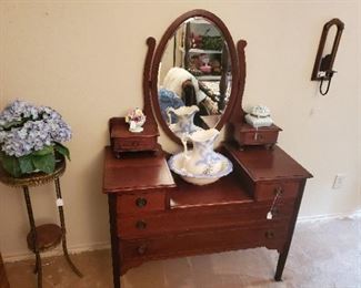 antique vanity 