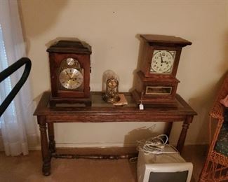 Mantle clocks