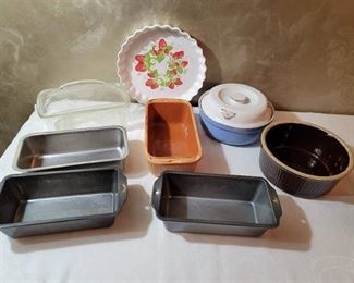 Loaf Pans and Assorted Bakeware