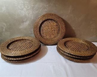 Wicker Plate Holders