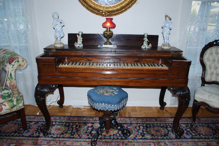 Melodeon Organ - Circa mid 1800's 