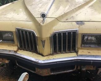 1977 Pontiac Grand Prix Vin: 2H57Z7P156666 w/ 190k miles SOLD AS IS