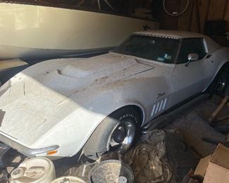 1969 Corvette, Not running, no key, no paperwork

Per the family’s request, we will be taking bids for the corvette on day 1 and the winner will be noticed via phone call if they win the bid.