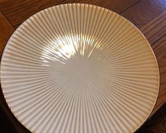 Royal Norfolk Greenbrier International Inc. Plates (4)