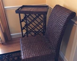 Nice little Wine table with removable tray for serving.