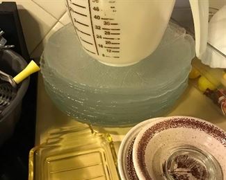 Measuring cups, storage holders, etc.