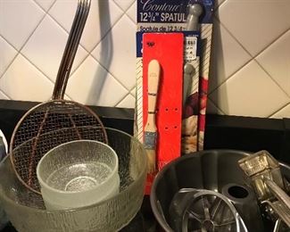 All kinds of bakeware and utensils