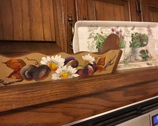 Nice Kitchen decor. Tole painted bread holder