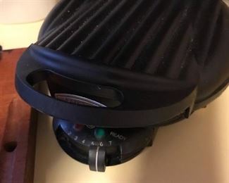 Waffle maker