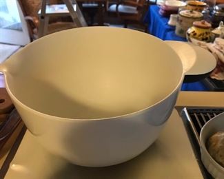 Great mixing bowls