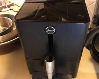 Jura Coffee Maker - Amazing machine for preground coffee or grind your own. - Commercial grade