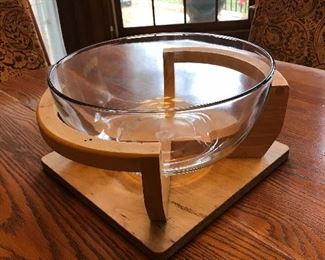 Love this Fruit Bowl in its custom stand.