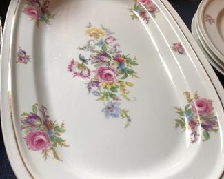 Love this Transfer Platter and Plates