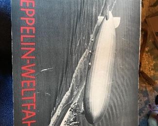 Zeppelin Weltfahrten II Picture book and history