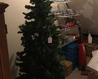 6 ft Christmas tree with base for outside---will not tip over unless we have monsoon season!