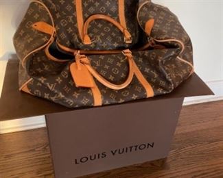 Louis Vuitton duffel bag (knock off) 