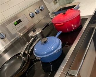 Kitchen pots and pans, Le Crueset pots 
