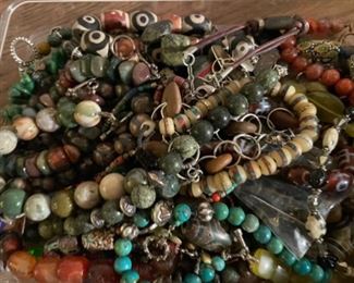 Large selection of jewelry 