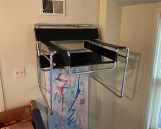 Kardiel  /  wassily. Chair