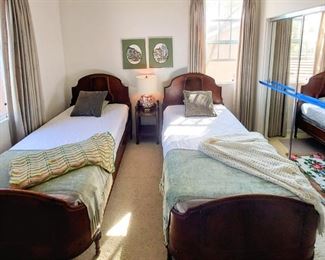 Vintage Art Deco twin beds