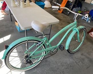 Sea foam green beach cruiser 