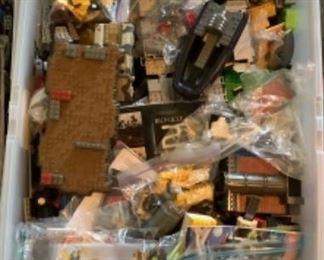 Box lot of legos 