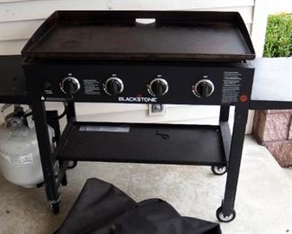 Blackstone 4 Burner Propane Griddle, On Rolling Stand, Includes Cover