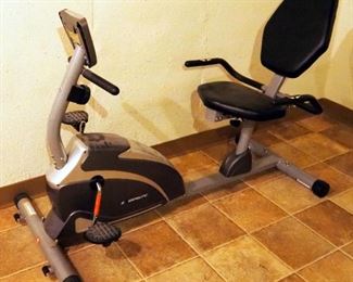 Exerpeutic Recumbent Bike With Digital Display And Heartrate Monitor, Powers On