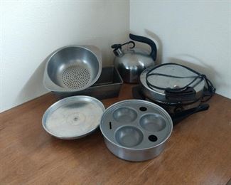 Misc. pots & pans 
