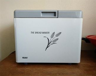 Bread maker 