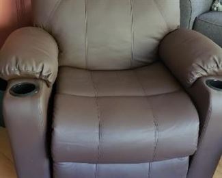 Leather Recliner w/Cup Holders