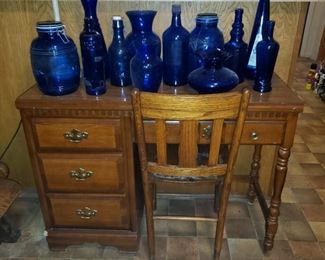 Cobalt Blue... Nice office desk