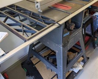 Craftsman Contractor Series  10" Table Saw ($200 FIRM)