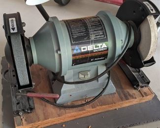Delta 8" Bench Grinder, Model 23-725