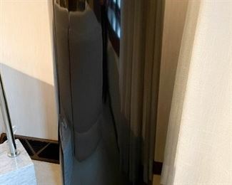 Black Round Display Pedestal