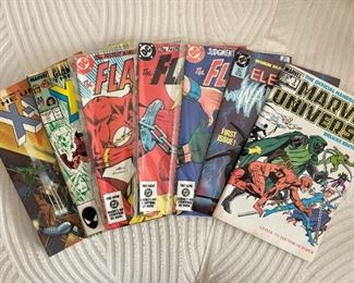 Vintage Comic Books (X-Men, The Flash, Marvel Universe)