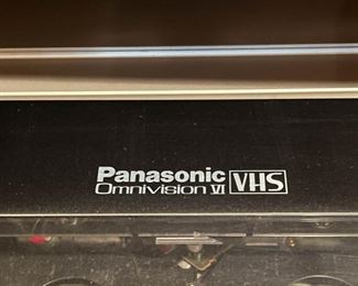 Panasonic Omnivision 4 VHS Player Recorder (Photo 2 of 2)
