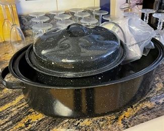 Enamelware Roaster / Roasting Pan