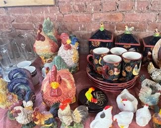 Chicken canisters and dishes 