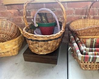 Baskets 