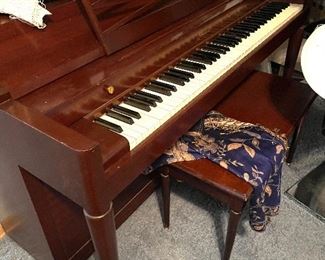 Great playing Piano..we have movers