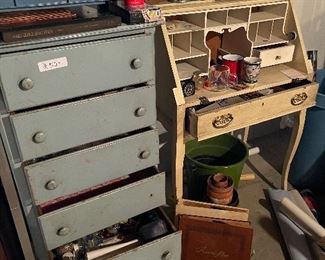 Chest of drawers & desk