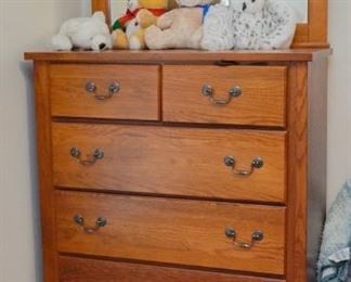 Chest of drawers with mirror