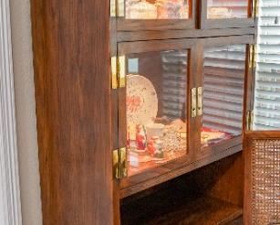 Lighted cabinet