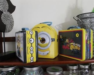 More lunch boxes