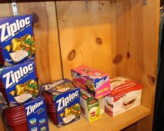 New Ziploc containers