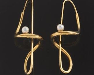  Pair of Gold and Pearl Earrings 
