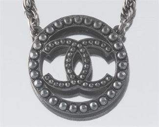 Chanel Ruthenium Pearl CC Short Necklace 