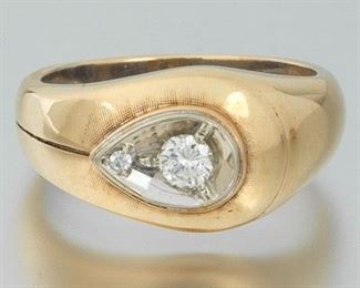 Gentlemens Gold and Diamond Ring 